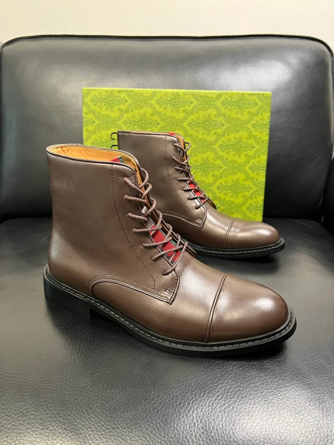 Men's shoes 💰900 Gucci High-quality top crafts Gucci Leather shoes and boots high-top series counter synchronization Original factory configuration, original cowhide imported from Italy, imported water-dyed cow lining, soles: original factory special supply original sole super comfortable, original factory and single goods High quality, welcome to compare and synchronization at the counter, code number 39-44 (customized 45)